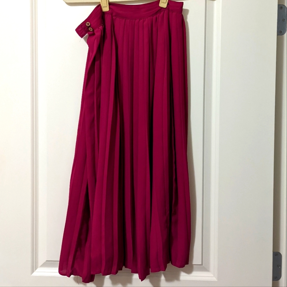 EUC Pleated Midi Skirt by Modcloth